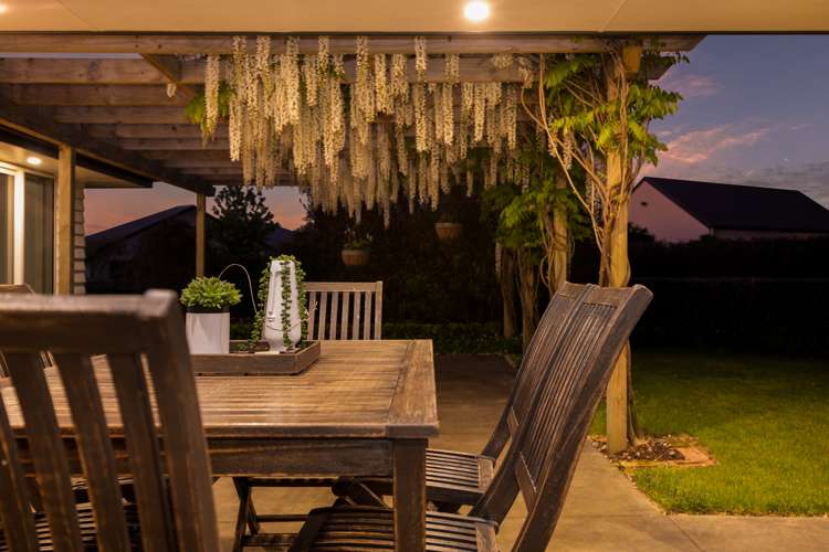 49 Baxter Michael Crescent Cambridge_27