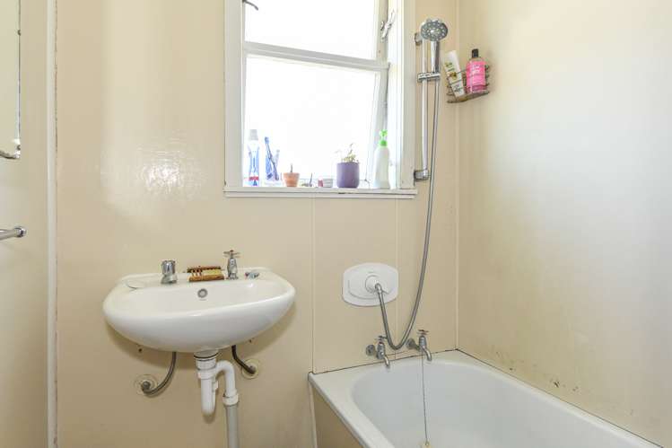 19 Montrose Street Flaxmere_10