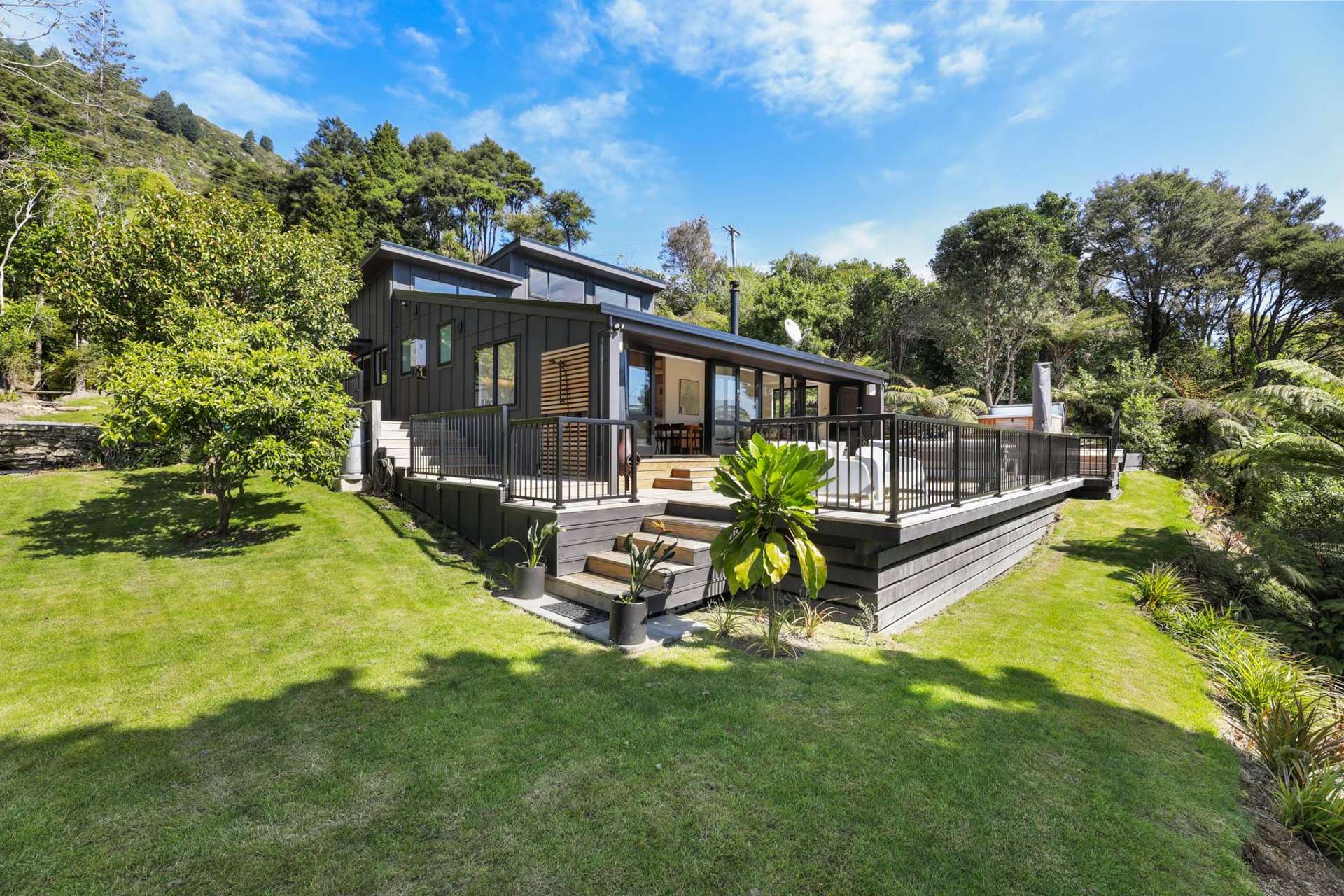 2515 Kenepuru Road Kenepuru Sounds_0