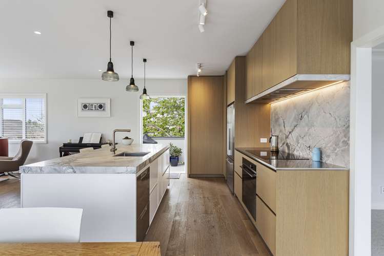 10 Sadgrove Terrace Mount Albert_10