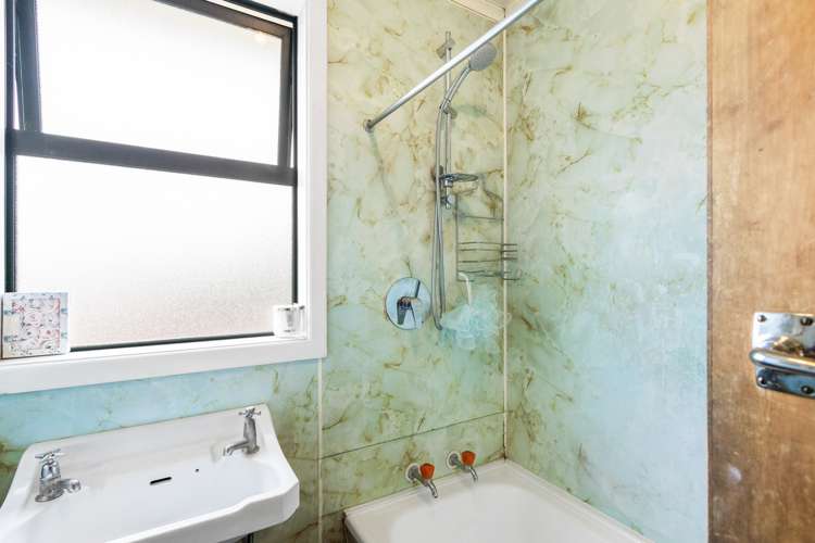 67 Preston Road Clover Park_15