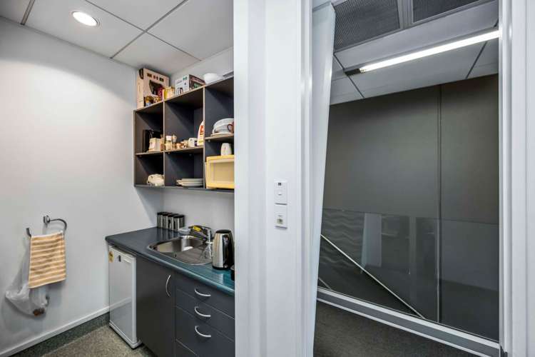 Unit 3B/77 The Strand Parnell_4