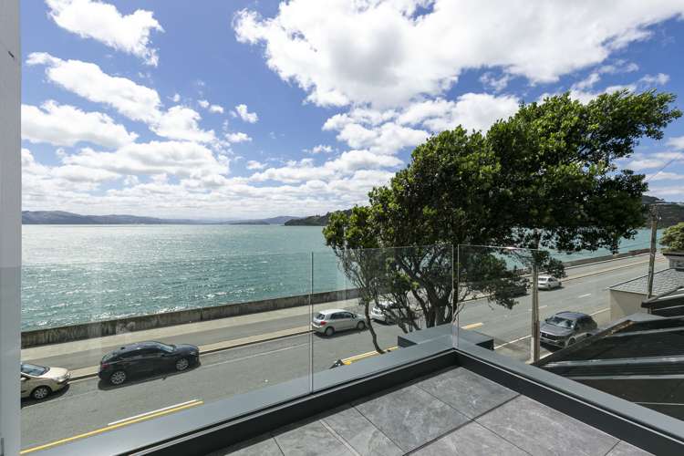 10/148 Evans Bay Parade Roseneath_9