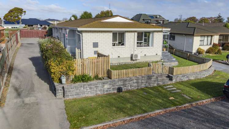 1/15 Wakelin Place Redwood_18