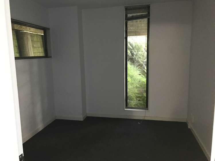 75 Chartwell Drive Crofton Downs_14