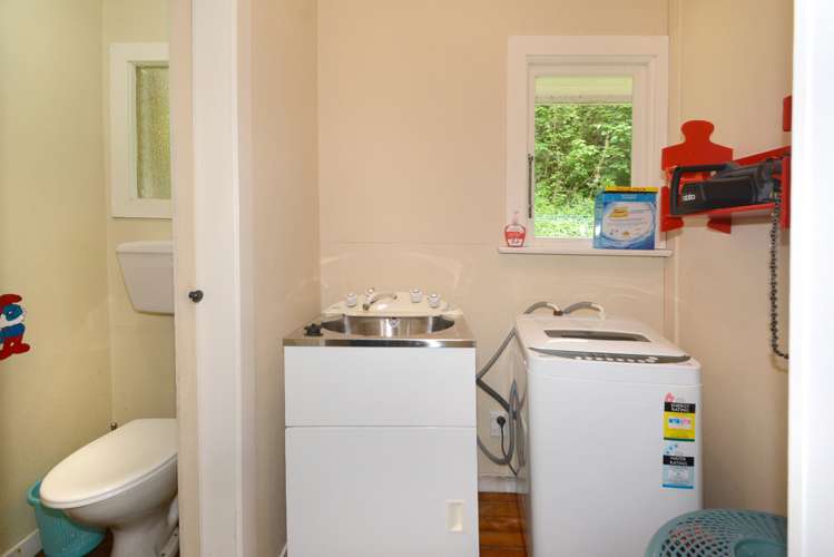 75 Somerville Street Andersons Bay_11