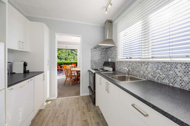 15 John Ross Place Kairakau Beach_12