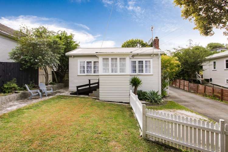 34 Staveley Avenue Mount Roskill_0