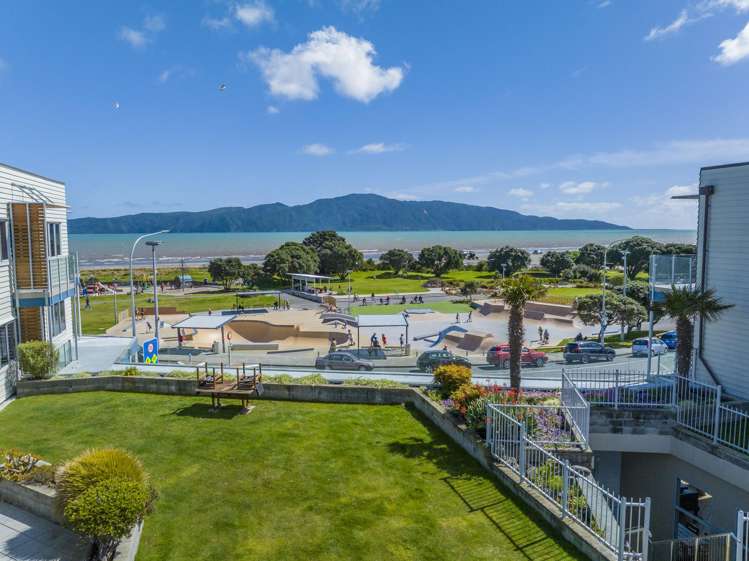 10/4 Seaview Road Paraparaumu Beach_25