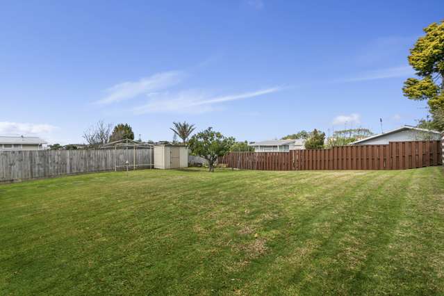 30 Mayfair Crescent Mairangi Bay_3