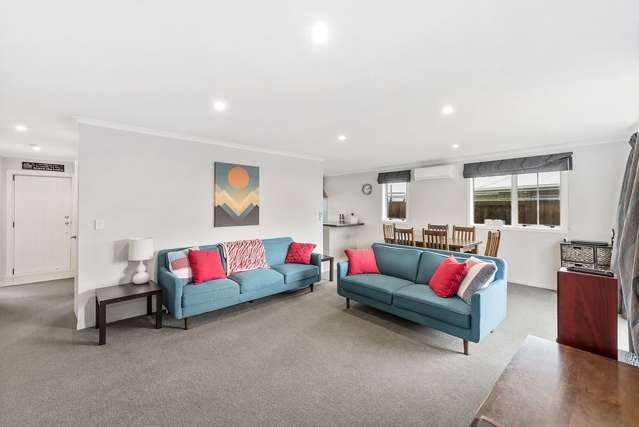 21 Queens Park Crescent Frankton_3