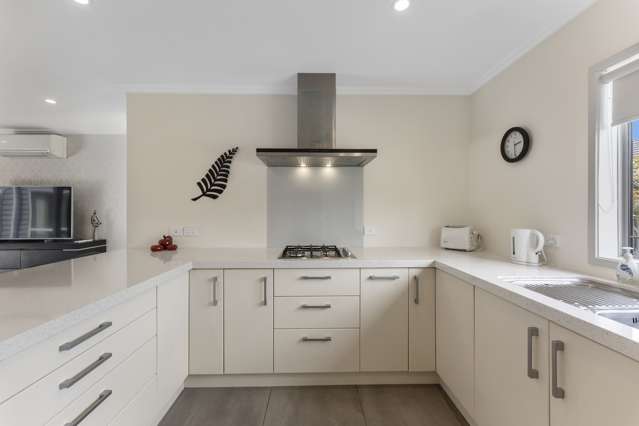 25 Somerby Mews Silverstream_1