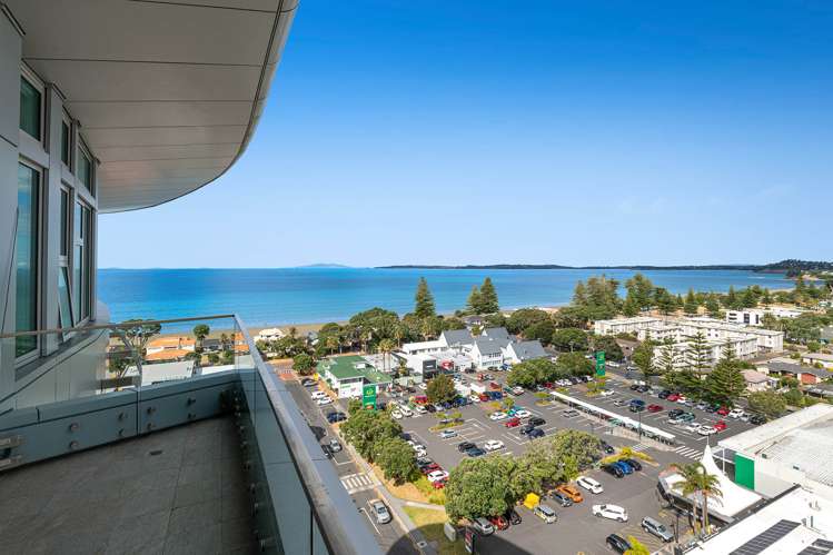 1213/11 Tamariki Avenue Orewa_1