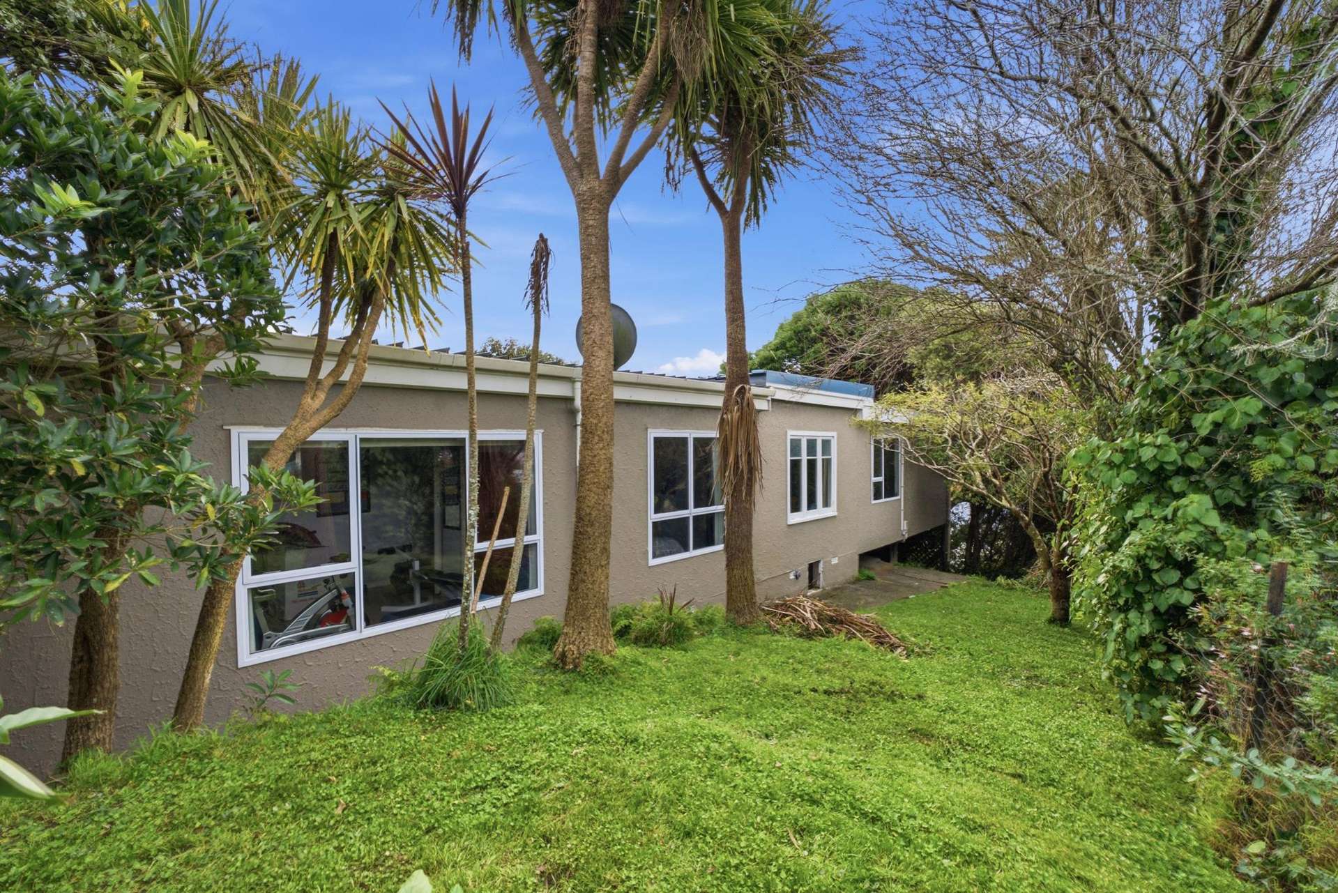14 Kowhai Street Tawa_0