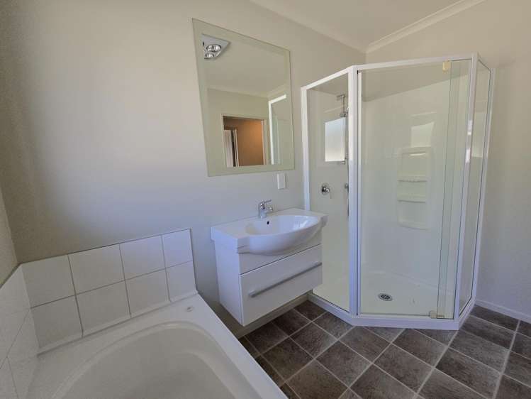 114 Sewell Street Hokitika_10