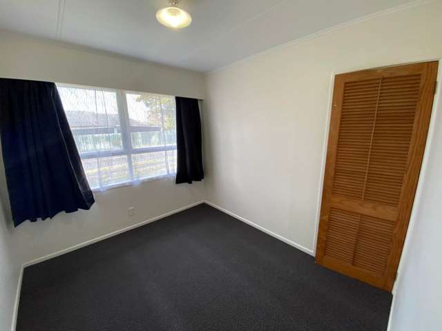 2 Emerson Road Clover Park_3