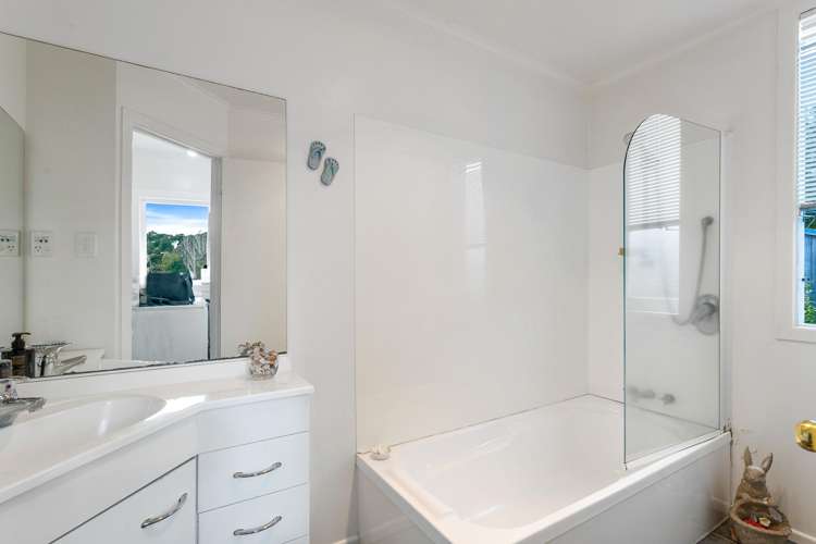 15 West Lynn Road Titirangi_15