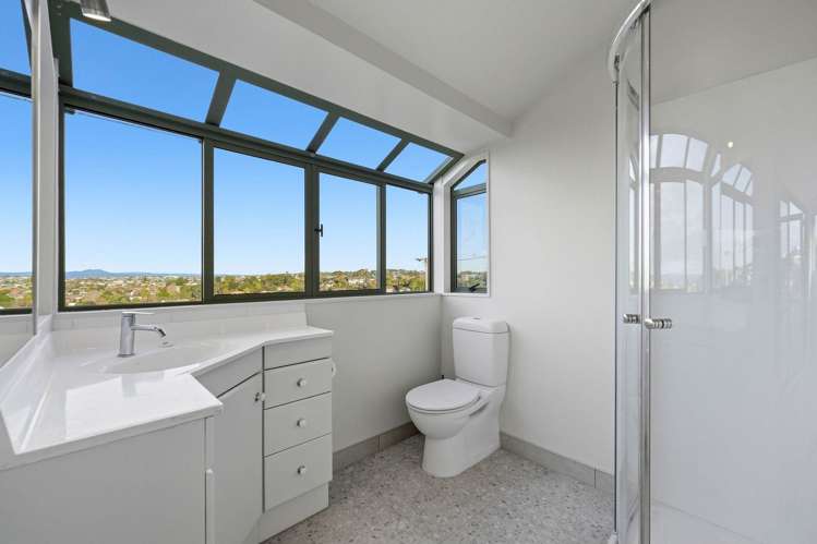 825 East Coast Road Browns Bay_45