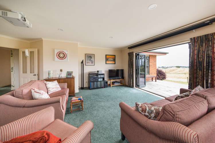158 Finnis Road Pohangina_9