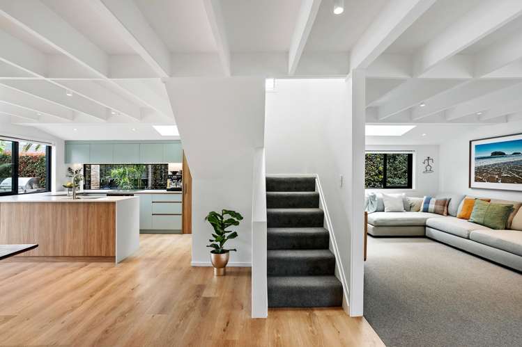 2/220 Point Chevalier Road Point Chevalier_5