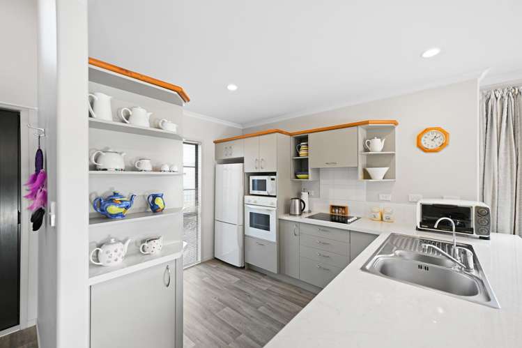 48/3 Turnbury Court_3