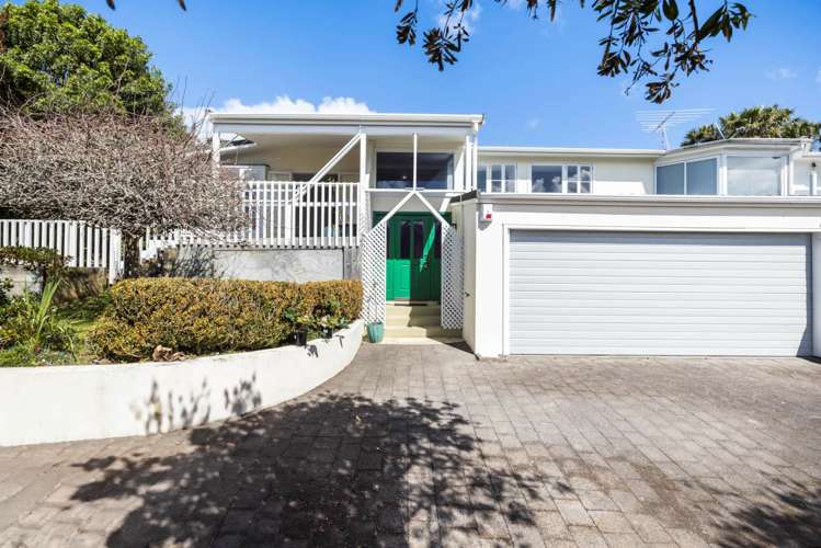 3/3 Seaview Road Milford_4