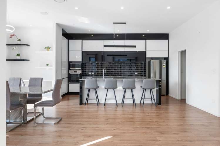 12 Paiaka Place Rototuna North_2