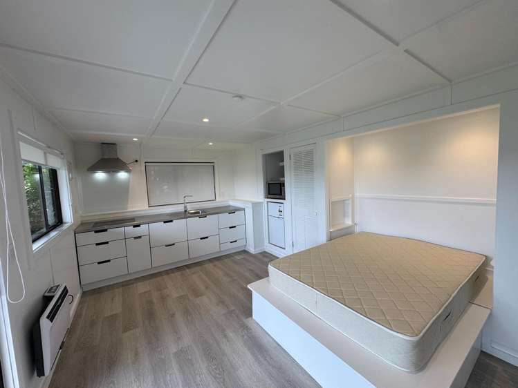 14 Kennedy Point Road Surfdale_5