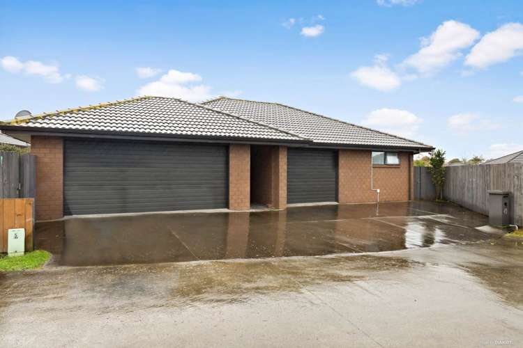 49 Sunningdale Street Wattle Downs_1