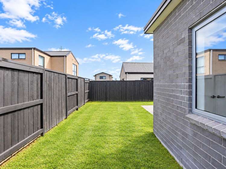 34 Trewern Avenue Chartwell_3