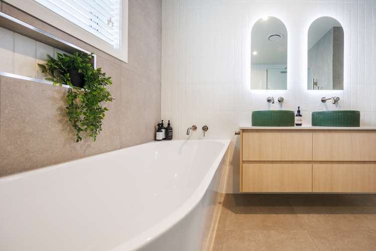 89 Churcher Street Feilding_8