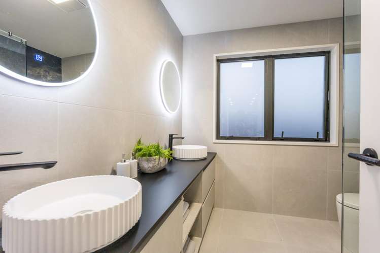 51 Streamview Way Long Bay_28