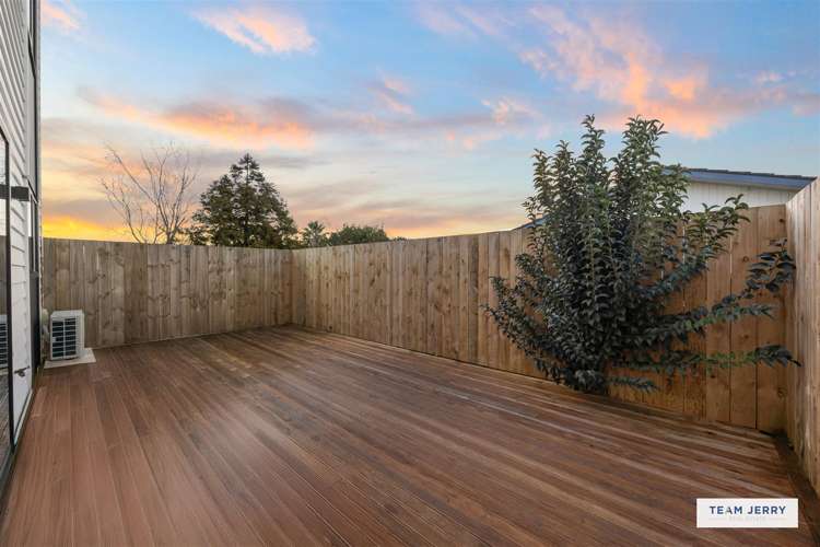 27 Jandell Crescent Bucklands Beach_22