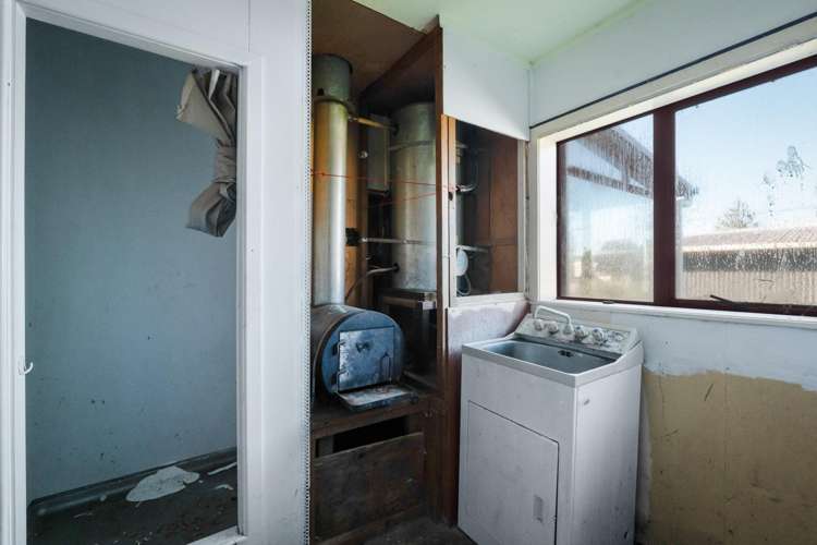64 Consols Street Waihi_13
