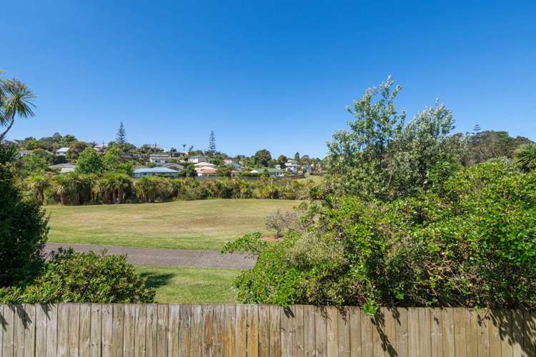 2/65 Charlotte Street Stanmore Bay_13