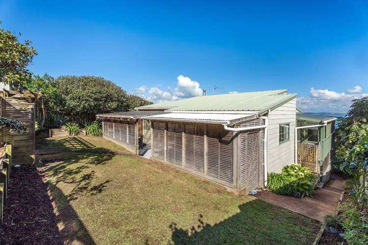 13 Moana Avenue Surfdale_13
