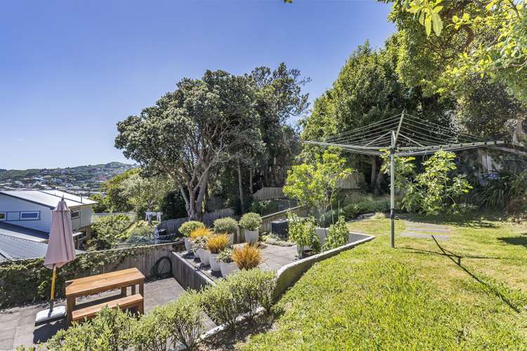 9 Kellsmere Crescent Island Bay_16