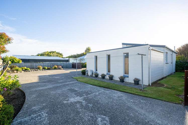 300 Nelson Street Strathern_20