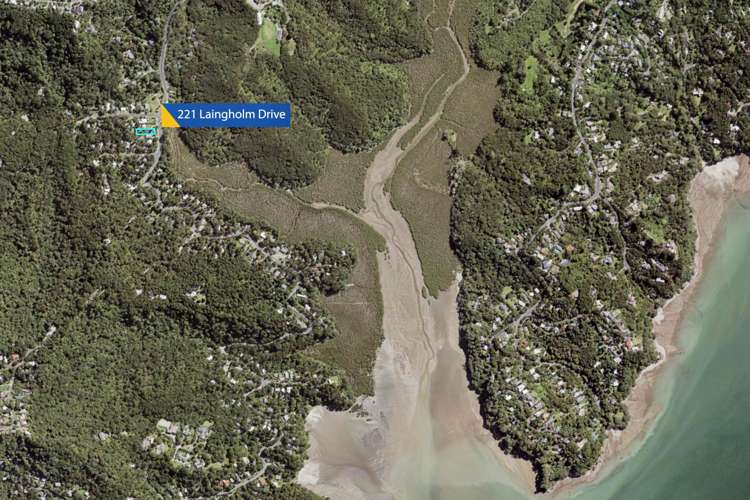 221 Laingholm Drive Laingholm_17