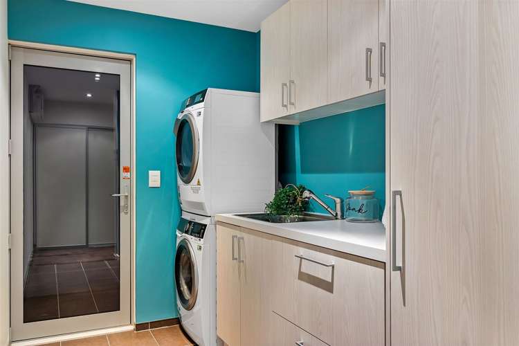 6 Yelverton Place Huntsbury_23