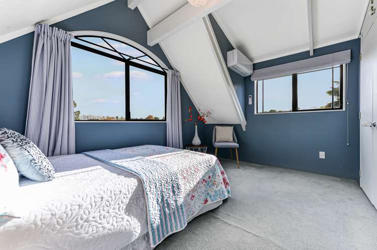 63 Sunnyhills Avenue Glenview_20