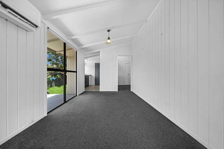 9 & 9A Sherie Place Howick_21