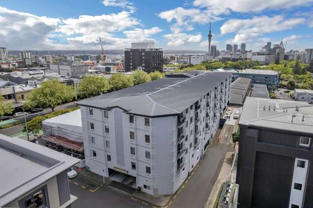 2e/160 Symonds Street Eden Terrace_1