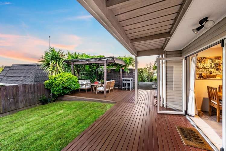 112 Whangaparaoa Road_4