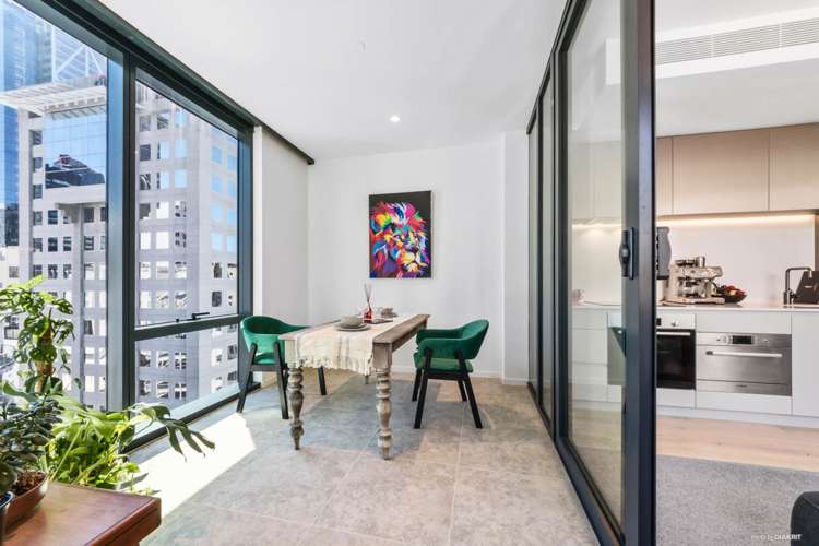 806/10 Commerce Street City Centre_6