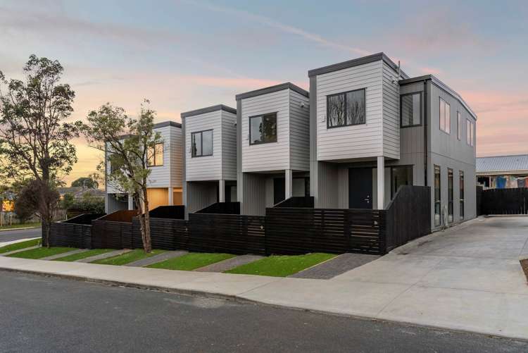 Lots 1-6/65 Hatherlow Street Glenfield_0