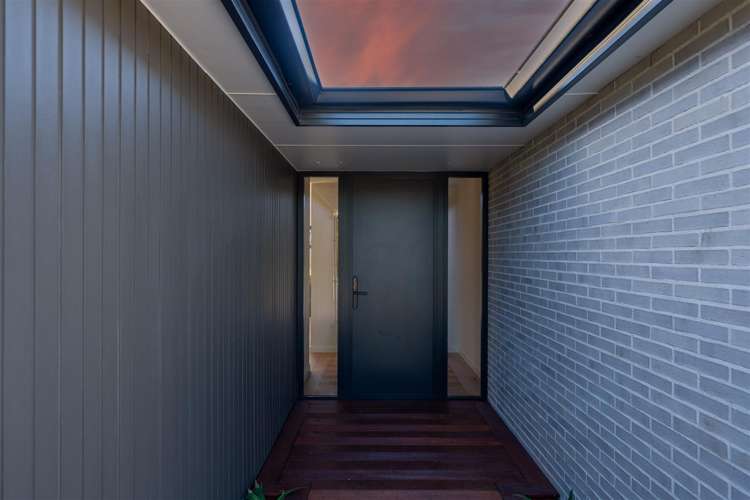 34 Greenway Crescent Richmond_26