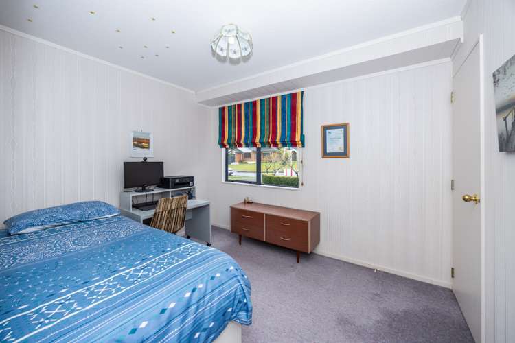 9 Friesian Place Grandview Heights_11