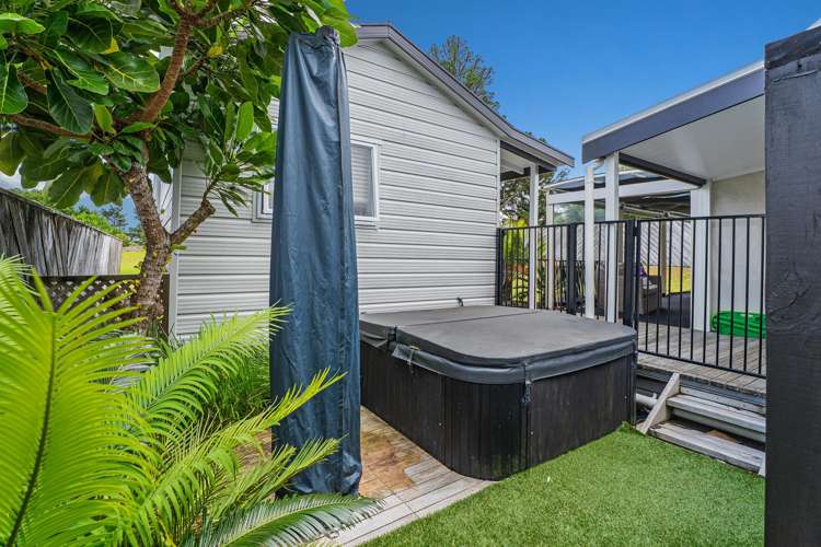 32 Kennedy Park Drive Pauanui_16