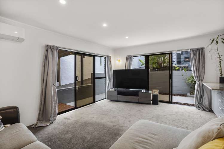 1/36 Greendale Spur Glenfield_4